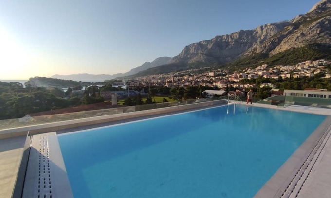 Dugis Apartment | Aparthotel Amfora Katy