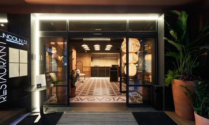 El Putget i Farro Apartment | Aparthotel Augusta