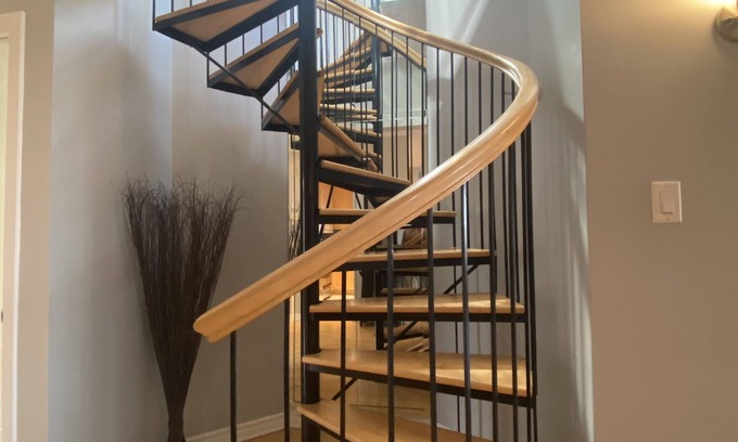 Quartier des Spectacles Condo | ApartHotelMontreal - 222512 , Sunrise Suite 404 n
