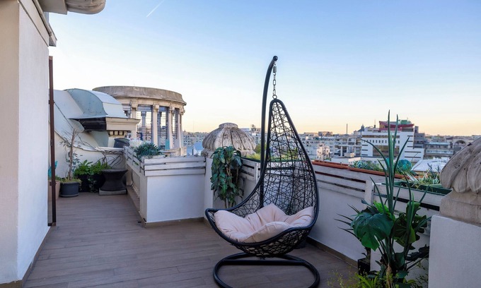 Bucharest City-Centre Apartment | APARTINO - Luxury View - Self Check-In