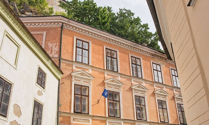Cesky Krumlov Apartment | Apartmány pod věží v Českém Krumlově, dva krásné apartmány v historickém centru