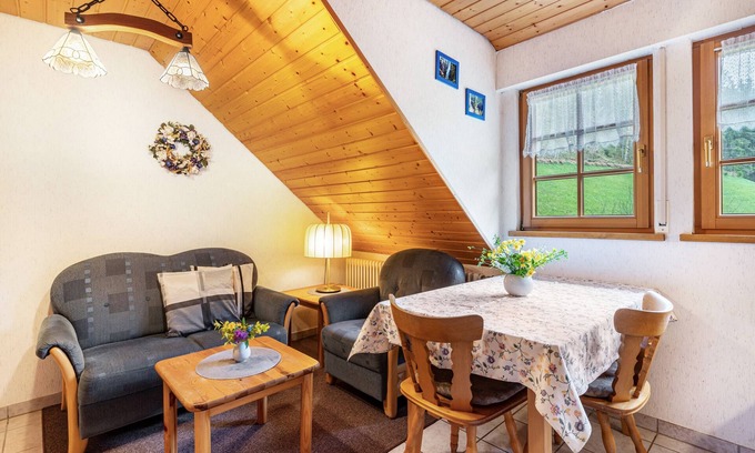 Bad Rippoldsau-Schapbach Apartment | Apartment 'Ferienwohnung 2 Im Bauernhaus' with Shared Terrace, Shared Garden and Wi-Fi