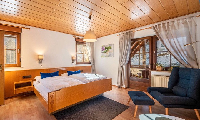 Bad Rippoldsau-Schapbach Apartment | Apartment '2' with Mountain View, Shared Terrace and Wi-Fi
