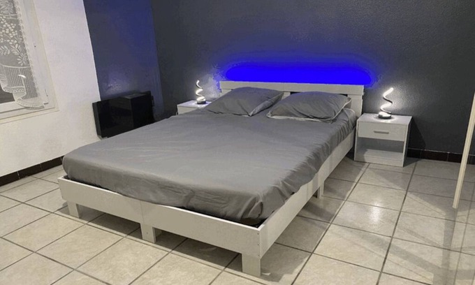 Amelie-les-Bains-Palalda Apartment | Apartment close to town center and spa