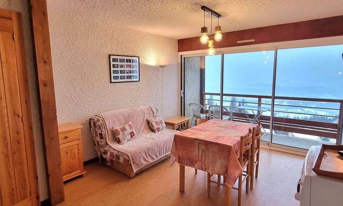 Saint-Michel-de-Chaillol Apartment | Apartment 4 ppl, south-facing balcony, parking, wifi, pets allowed