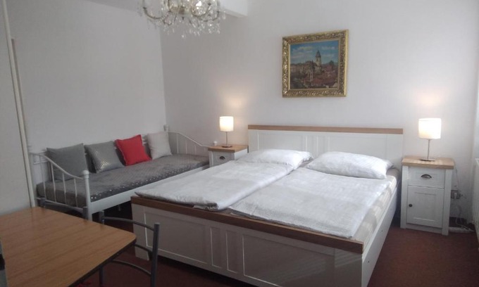 Hluboka nad Vltavou House | APARTMA HLUBOKA