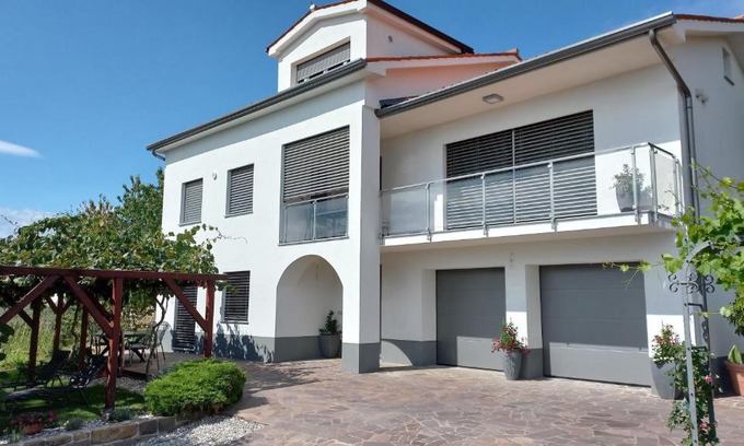 Koper Apartment | Apartma Nona Roža