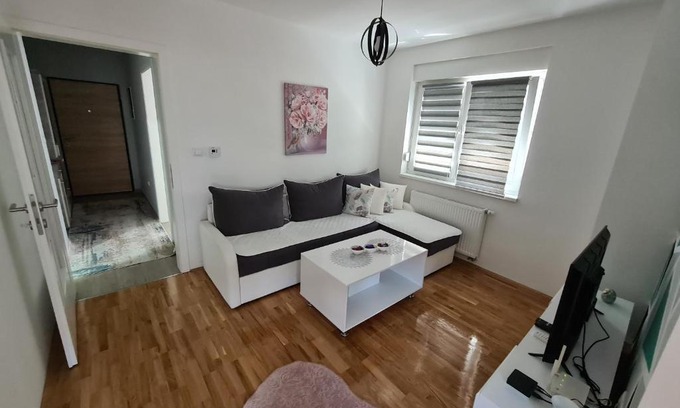 Brcko Apartment | Apartman CRYSTAL