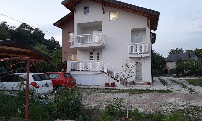 Binjezevo Apartment | Apartman Rešidović