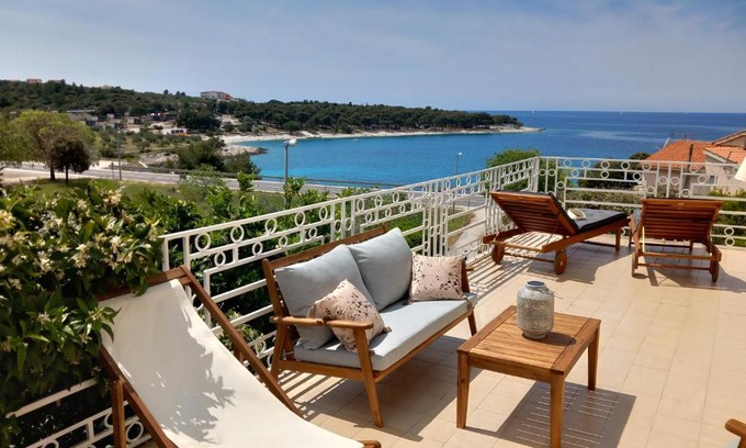 Primosten Burnji Apartment | APARTMANI BLAŽE