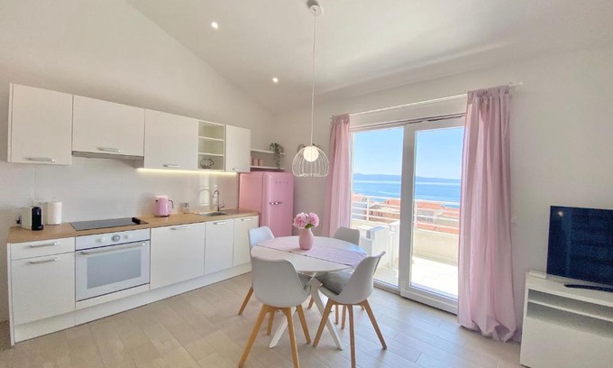 Tucepi Apartment | Apartmani Ksenija