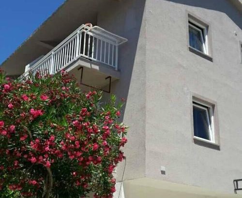 Zaostrog House | Apartmani Malbašić