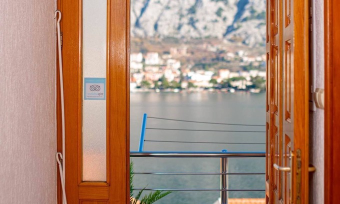 Muo House | Apartmani Markovic