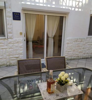 Arbanija Apartment | Apartmani Perko