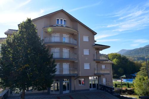 Central Serbia Apartment | Apartmani & SPA Matin Breg