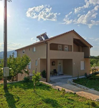 Karuc Apartment | Apartmani Suvodoli