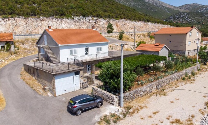 Zavala Apartment | Apartmani Vuletić