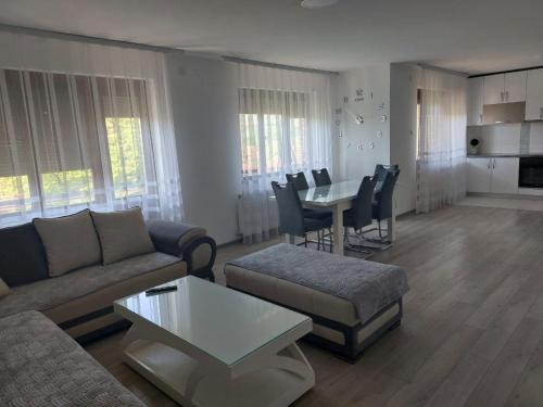 Kursumlija Apartment | Apartmanii Gajić