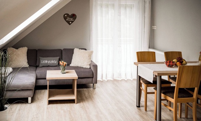 Bad Peterstal-Griesbach Apartment | Apartment 'Paradies' with Mountain View, Shared Terrace and Wi-Fi