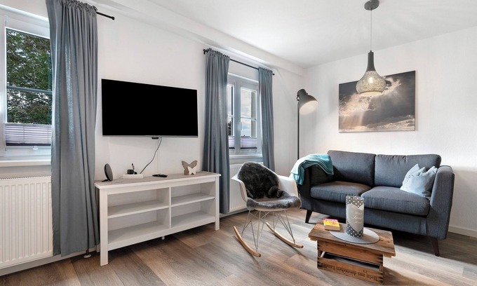 Endingen am Kaiserstuhl Apartment | Apartment 'Zur Stadtmama' with Wi-Fi