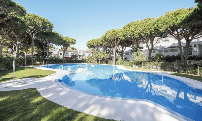 Poblado Sancti Petri Apartment | Apartment "Casa Mercedes" close to the Beach with Pool & Garden