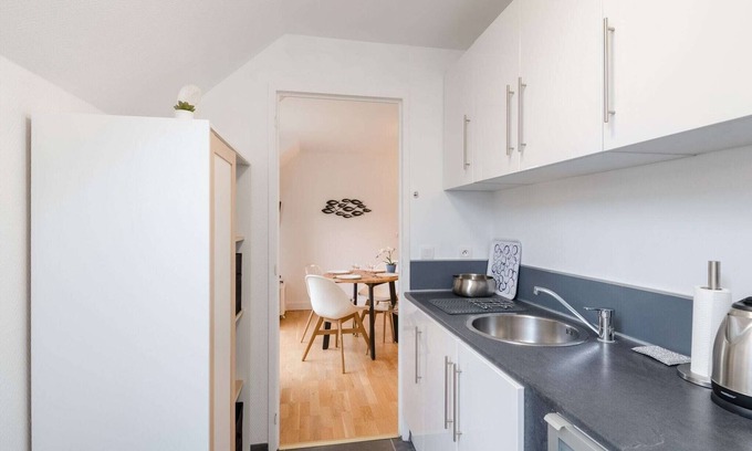 Port-en-Bessin-Huppain Apartment | Apartment in a residence by the sea