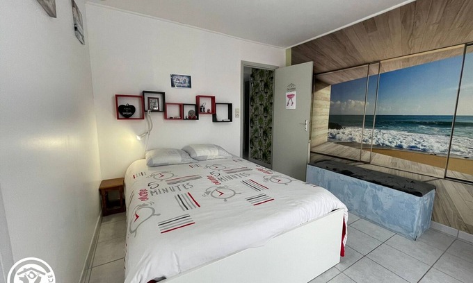 Saint-Andre-Goule-d'Oie Apartment | Apartment Saint-André-Goule-d'Oie, 2 bedrooms, 4 persons