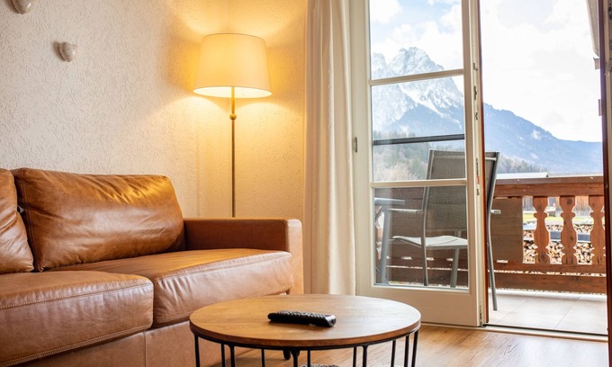 Garmisch-Partenkirchen Apartment | apartment "kloana Waxlstoa"