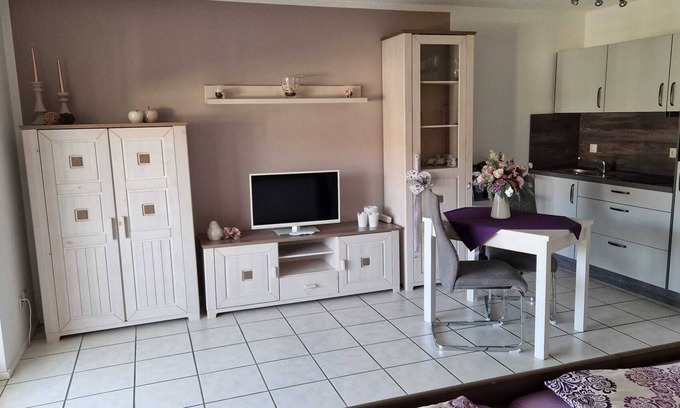Radolfzell am Bodensee Apartment | Apartment 'Casa Di Napolitano 2' with Balcony and Wi-Fi