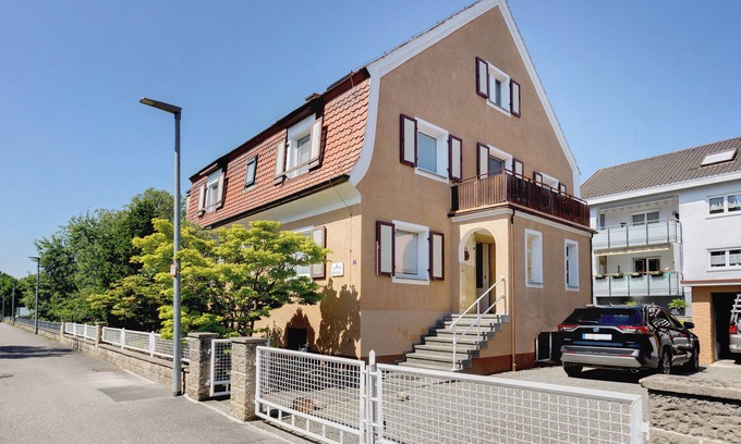 Radolfzell am Bodensee Apartment | Apartment 'Kleeblatt' with Shared Terrace, Shared Garden and Wi-Fi