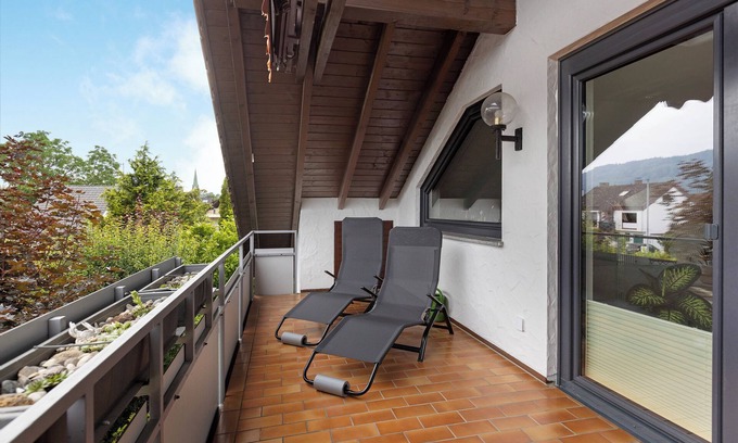 Rielasingen-Worblingen Apartment | Apartment 'Fewo-worb' with Mountain View, Balcony and Wi-Fi