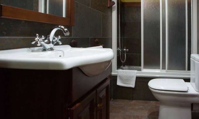Santa Eulalia de Oscos Apartment | Apartment for 2 adults and 1 child