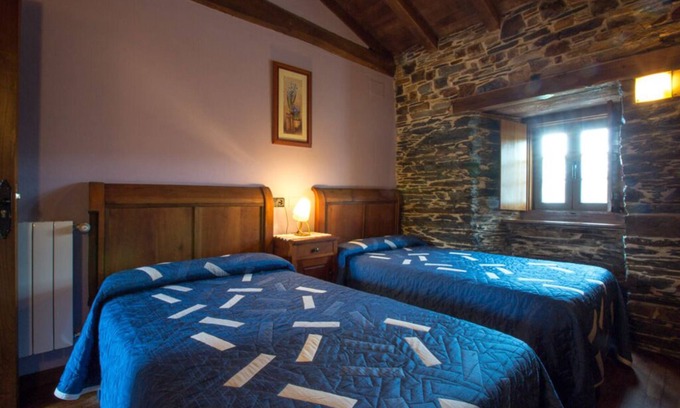 Santa Eulalia de Oscos Apartment | Apartment for 6 people