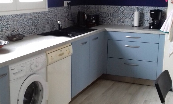 Saint-Gilles-Croix-de-Vie Apartment | Apartment - 2 bedrooms - 4 people - 700 m from the beach - quiet residence