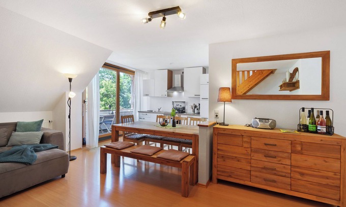 Oberrotweil Apartment | Apartment '1, 63 Qm, Balkon' with Shared Pool, Shared Garden and Wi-Fi