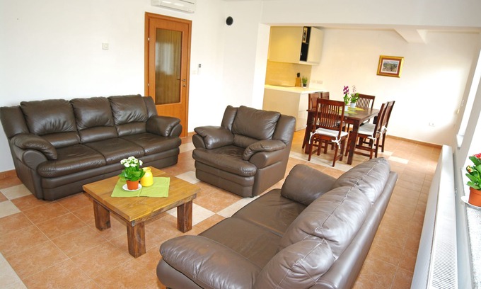 Valbandon Apartment | Apartment 150 m from the beach