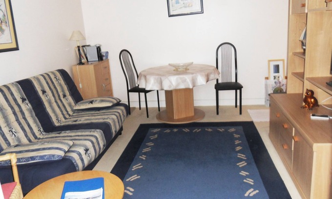 Houlgate Apartment | Apartment 150m from the beach