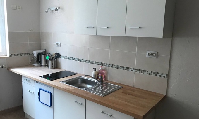 Ville Haute Apartment | Apartment 2 adults 2 children in the old town by La Source d'OrFée
