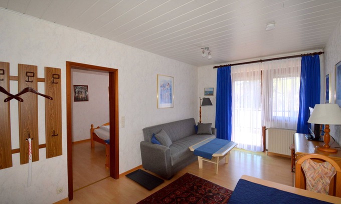 Nieder-Werbe Apartment | Apartment 2 - Apartments Arrow