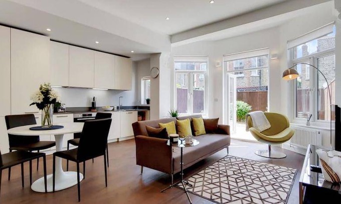 South Acton Apartment | Apartment ∙ 2 bedrooms ∙ 5 guests