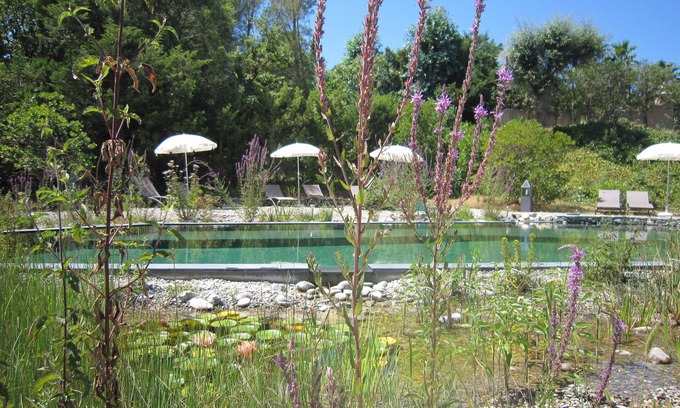 Les Restanques Apartment | Apartment 2 people N ° 3 located in a green setting.