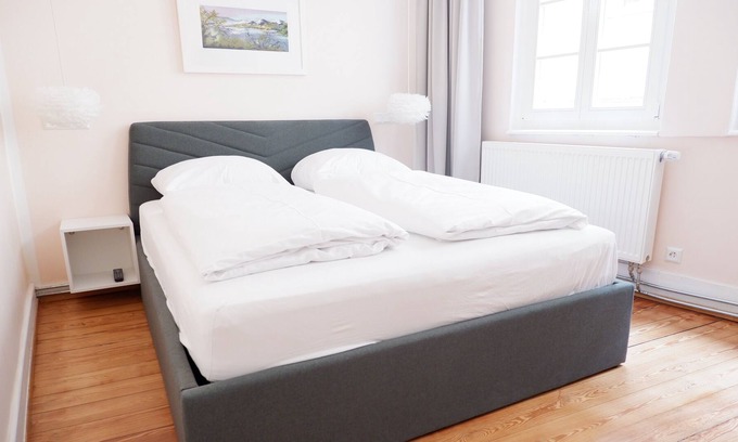 Tuebingen Apartment | Apartment 20, Ferienwohnung, 70 qm, 2 Schlafzimmer, 2 Badezimmer, max. 7 Personen