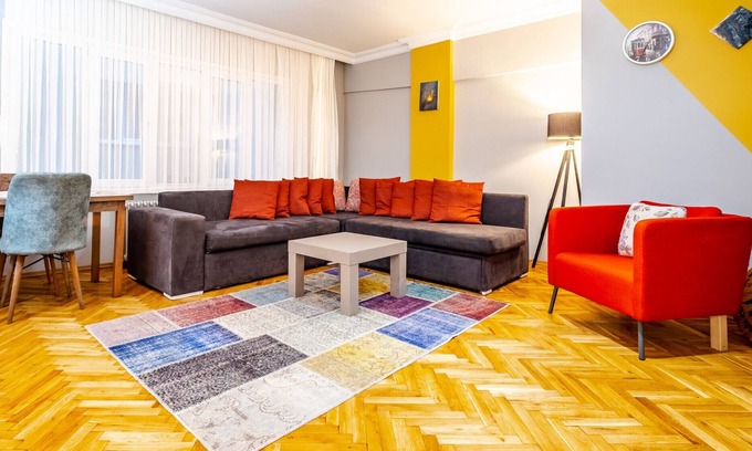 Uskudar Apartment | Apartment 250 m to Metro Station in Uskudar