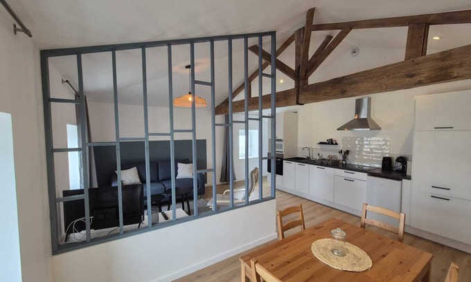 La Gaubretiere Apartment | Apartment 3: Eleanor