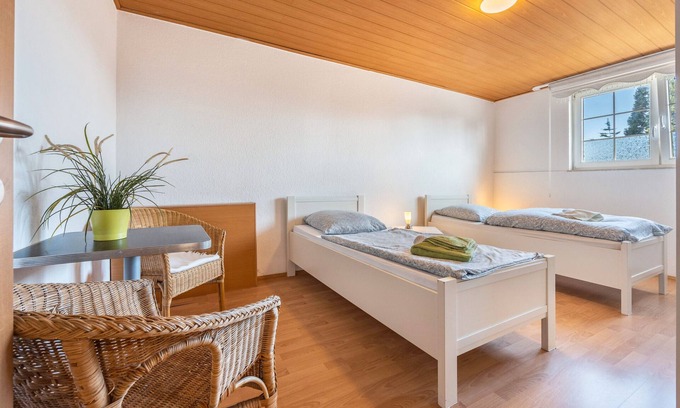 Region Hannover District Apartment | Apartment '3' - Holiday Apartment Weiss
