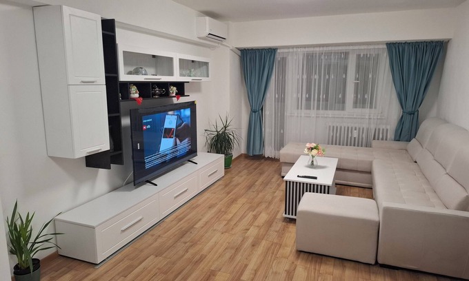 Bucharest City-Centre Apartment | Apartment, 3 rooms,nearby Piata Victoriei and Gara de Nord, main railwaystation