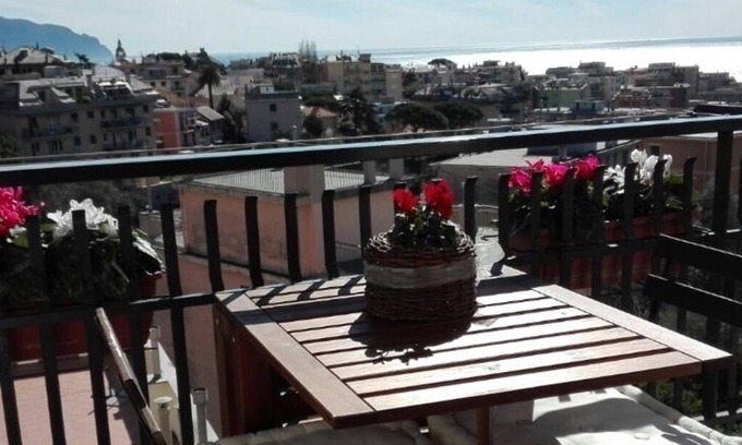 Genoa Apartment | Apartment 3rd floor sea view, parking