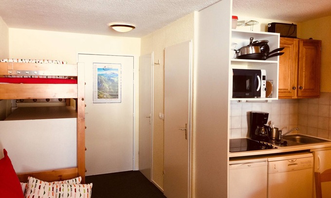 Eclose-Est Apartment | ⛄️⛷ APARTMENT 4 ADULTS/1 CHILD- ALPE D HUEZ .QUARTIER L’ECLOSE