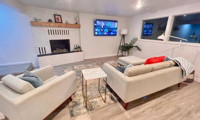 Butte Apartment | Apartment ∙ 4 bedrooms ∙ 10 guests