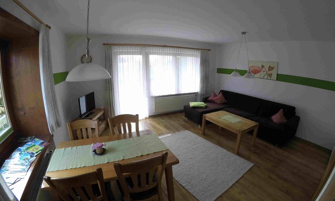 Wasserburg Apartment | Apartment '4' with Shared Terrace, Shared Garden and Wi-Fi